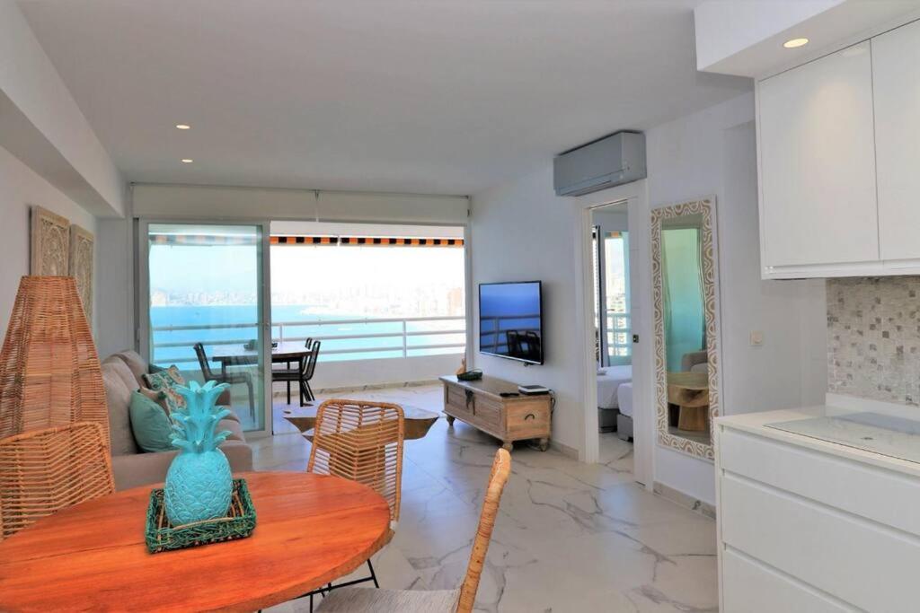 Luxurious 2-Bedroom Apt With Stunning Views, 1St Line On Levante Beach, 貝尼多姆 外观 照片