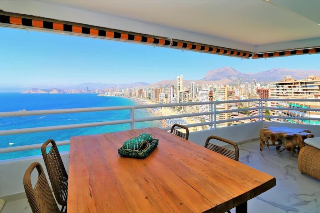 Luxurious 2-Bedroom Apt With Stunning Views, 1St Line On Levante Beach, 貝尼多姆 外观 照片