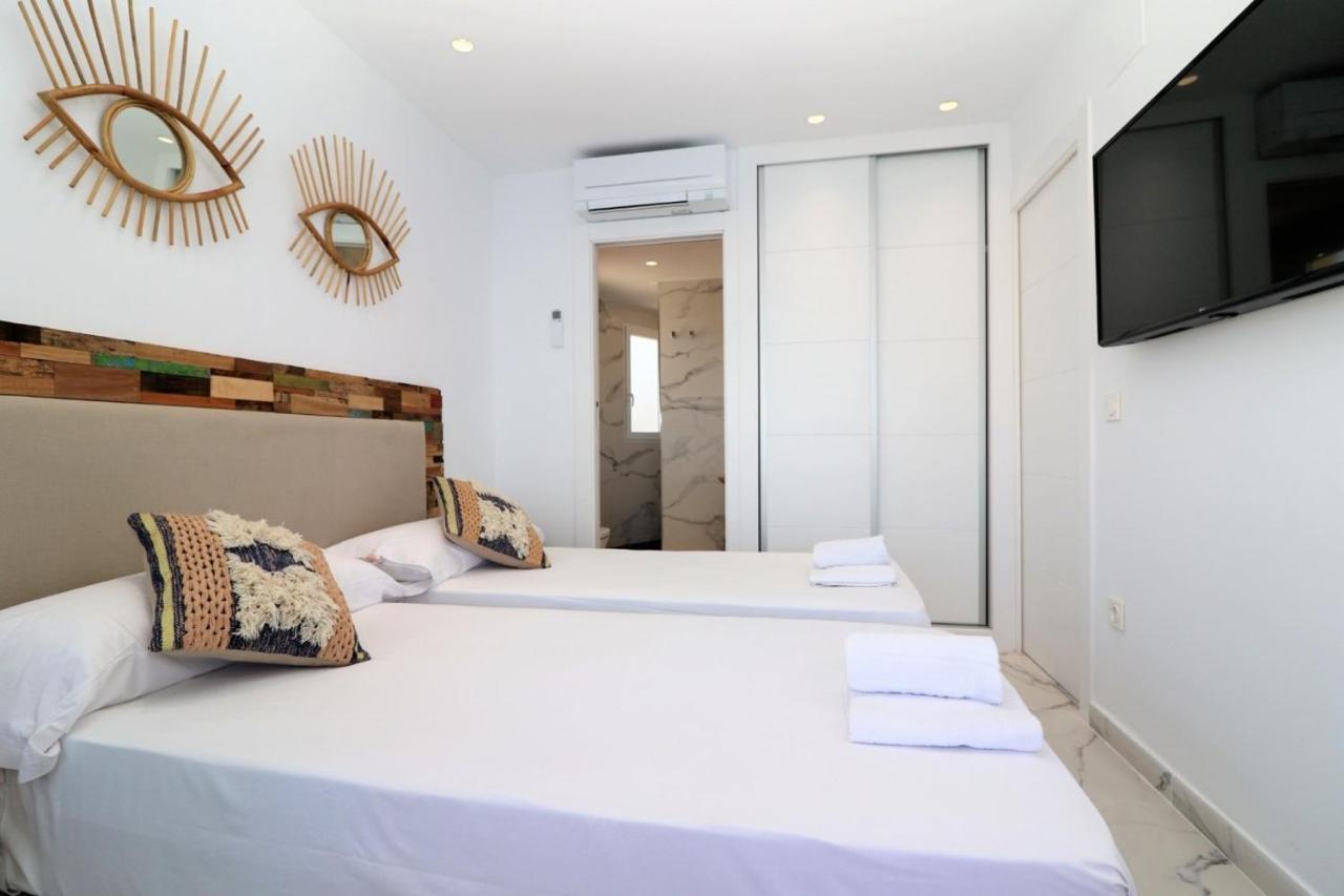 Luxurious 2-Bedroom Apt With Stunning Views, 1St Line On Levante Beach, 貝尼多姆 外观 照片